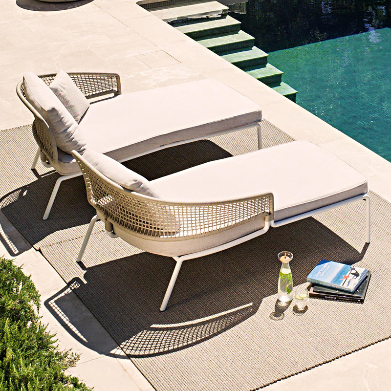 STY-15 Wooden Moon Chair for Garden Pool Patio Beach-for Resort Hotel Leisure-Outdoor Sun Lounger and Bed