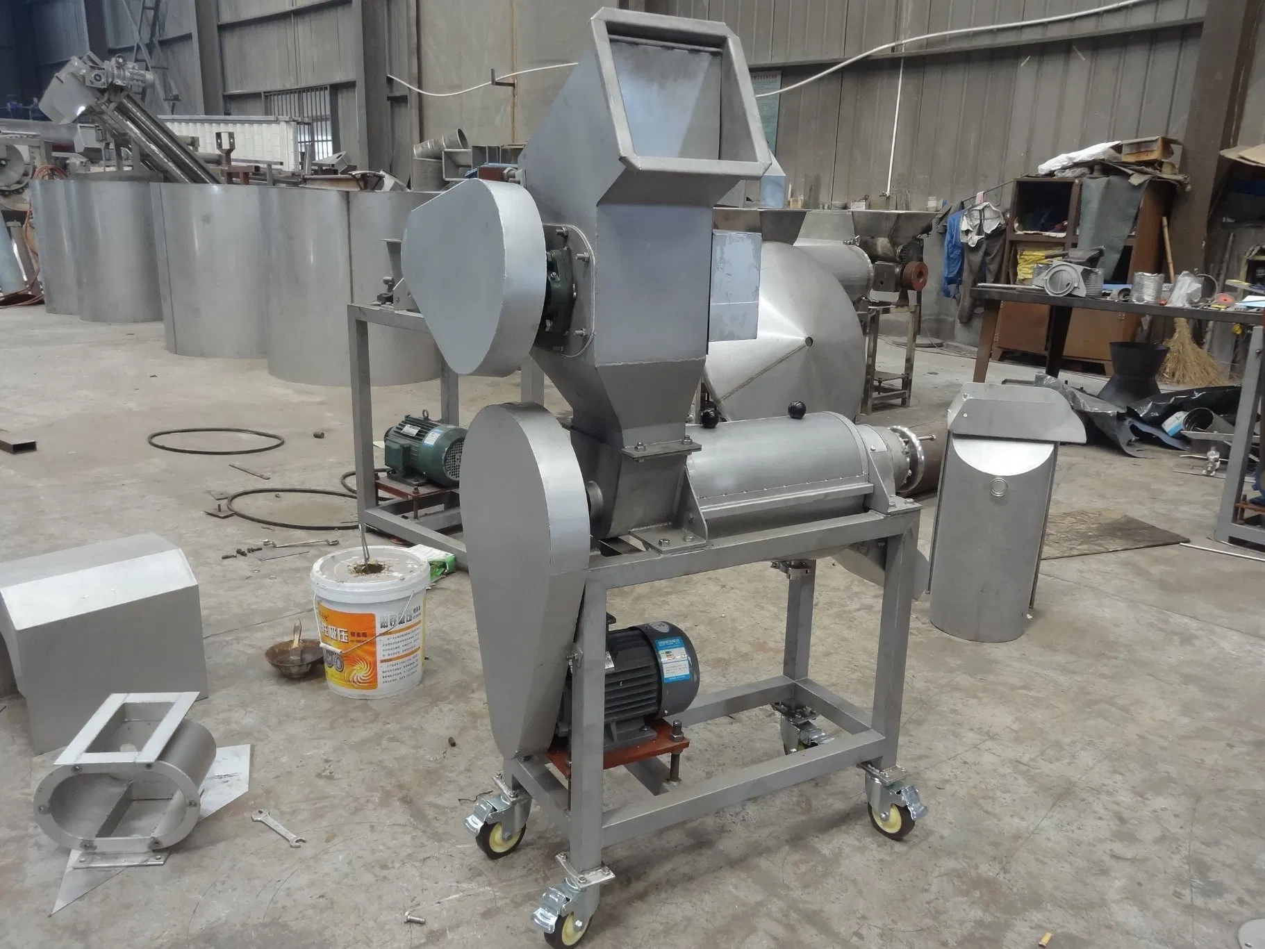 Industrial Use 1.5T/H Apple Fruit Grinder and Juicer Extractor