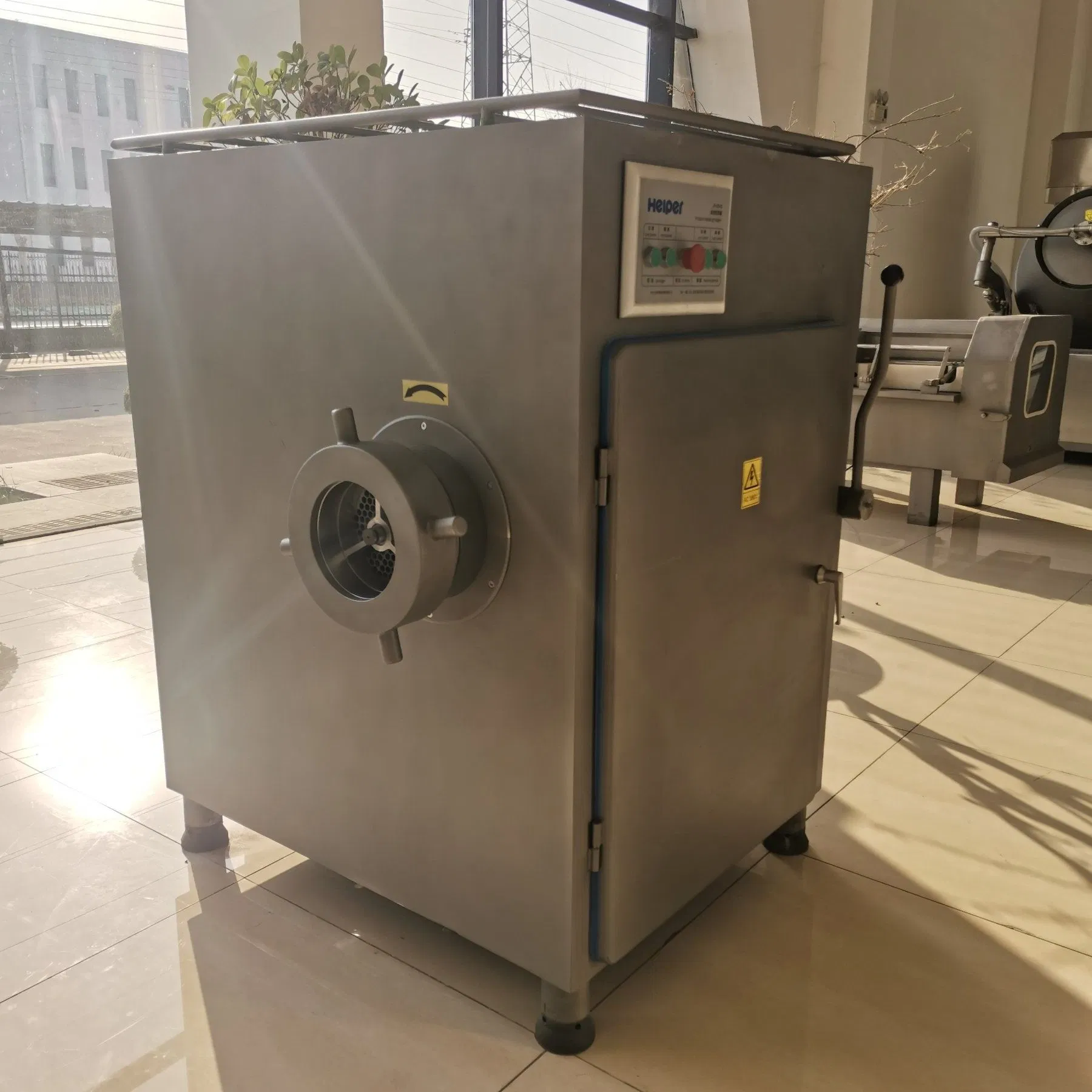 Premium Frozen Meat Grinder for Efficient Food Preparation