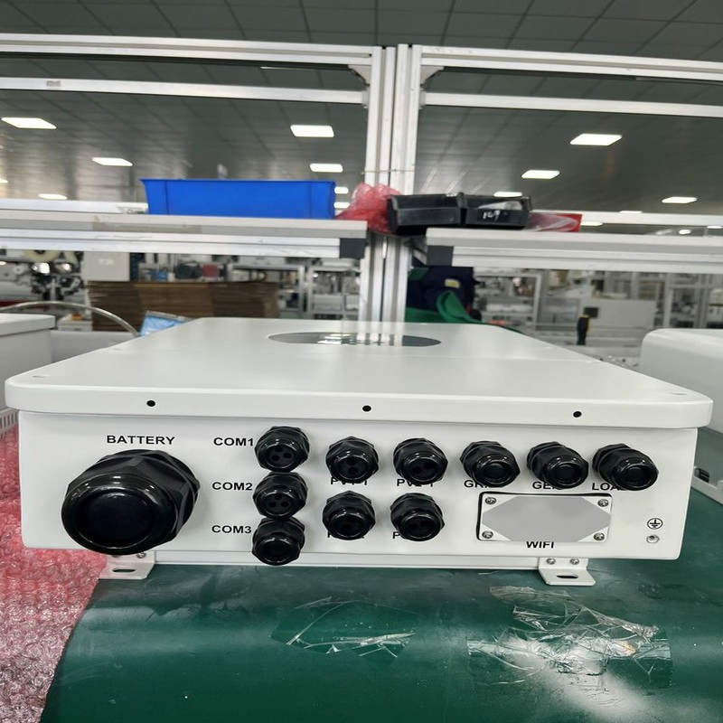 Deye Invt Afore 120/125kw 400V Inversor Solar Industrial IP66 Impermeable 10 Años de Garantía