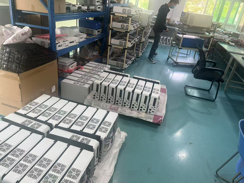 8kw 10kw Inversor Solar Híbrido fuera de la Red y Almacenamiento de Energía Conectado a la Red 24V 48V a 220V Inversor Solar Híbrido con MPPT