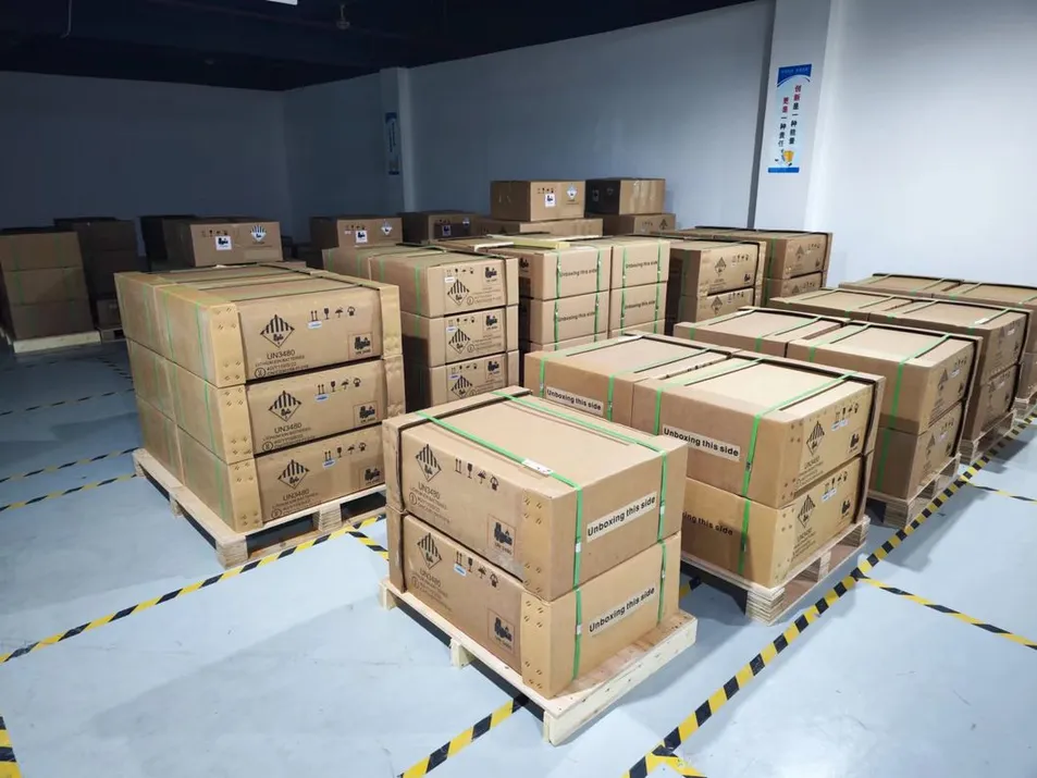 Proceso de embalaje y transporte seguro