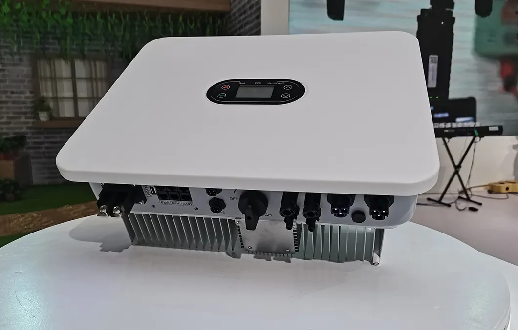 Fábrica 136kw Inversor Solar Conectado a la Red 3 Fase para Planta Solar Industrial
