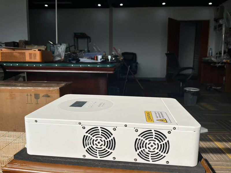 8kw 10kw Inversor Solar Híbrido fuera de la Red y Almacenamiento de Energía Conectado a la Red 24V 48V a 220V Inversor Solar Híbrido con MPPT