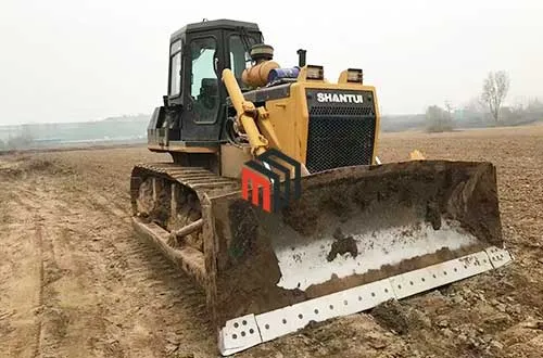 Bulldozer usado