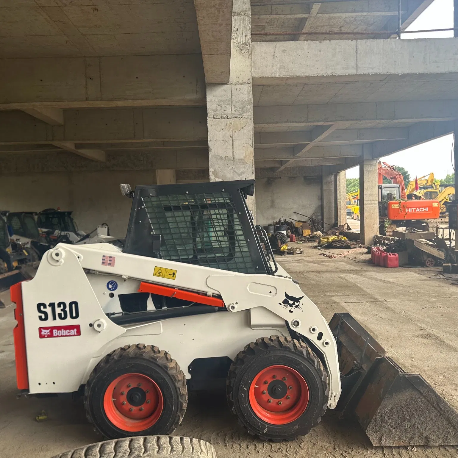 Cargadora de Oruga Bobcat de Segunda Mano S130 Cargadora de Oruga Usada Original Bobcat S16 Hecha en EE. UU