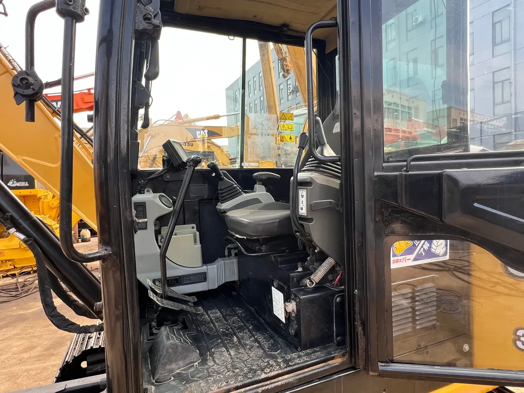 Mini Excavadora Cat305.5e2 de 5 Toneladas
