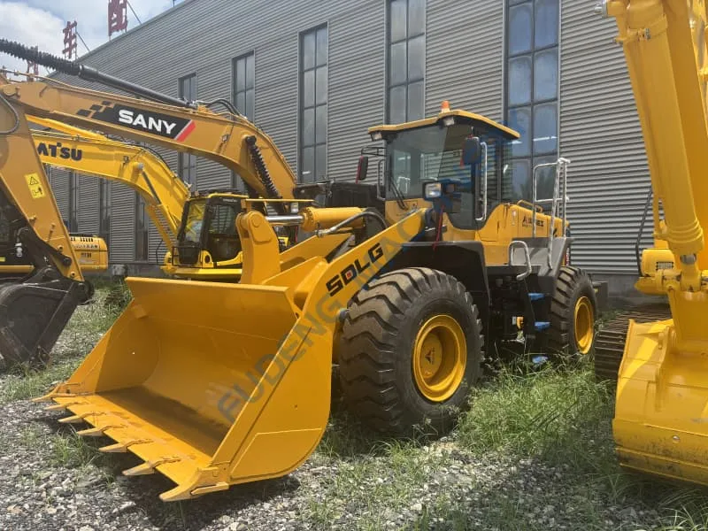 Cargadora de Ruedas Lingong 956L Usada de Alto Rendimiento con Hidráulico Frontal en Venta