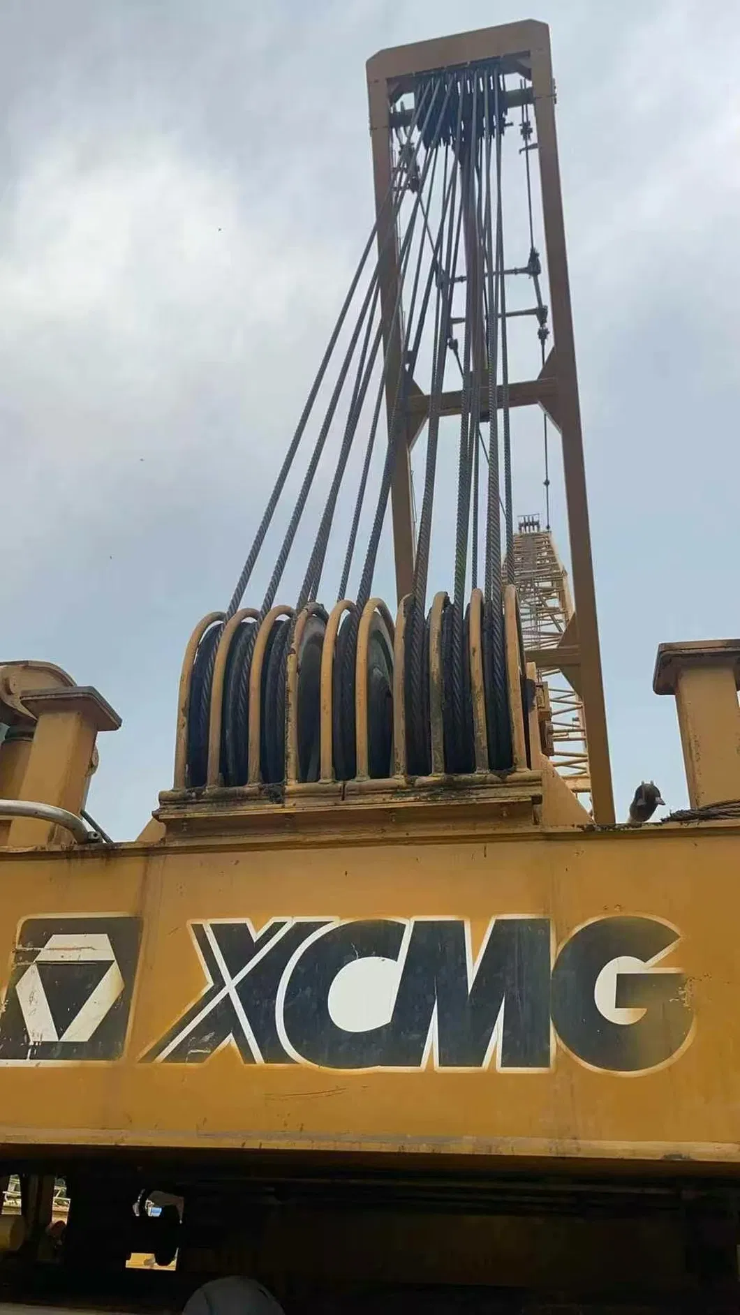 Grúa de oruga usada 180 Grúa torre 61m 18t Dos ganchos 2018