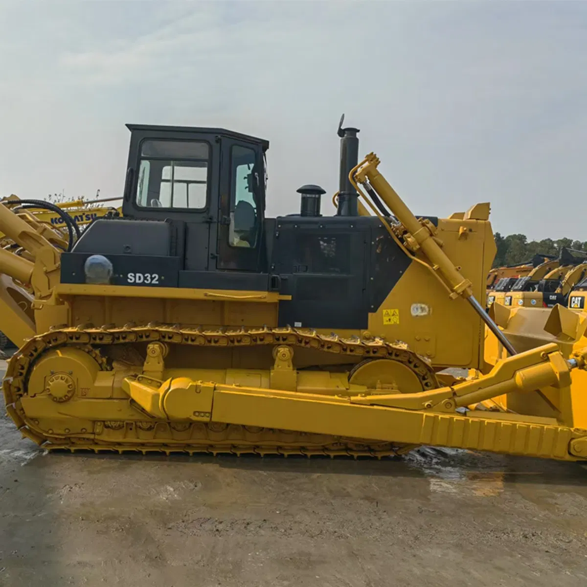 Bulldozer Shantui Usado SD32 Bulldozer de Pantano Dozers en Venta