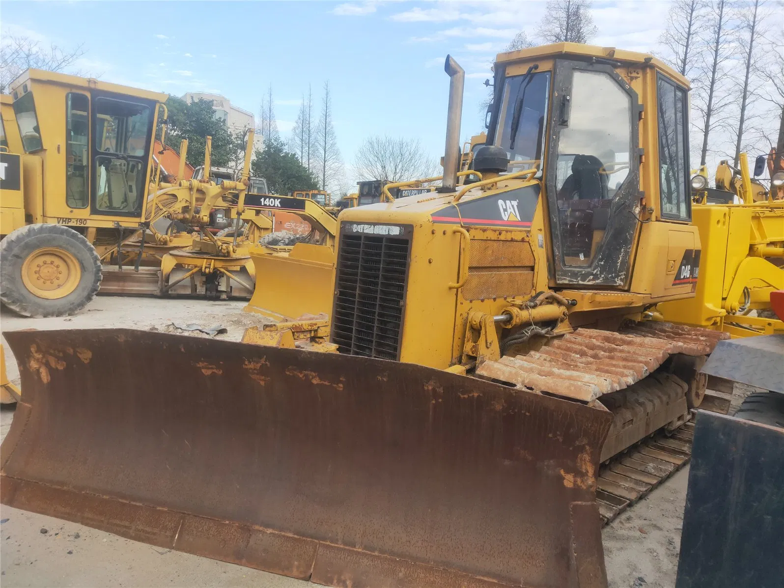 Bulldozer de oruga de segunda mano Cat D4g Bulldozer original usado de orugas de Caterpillar