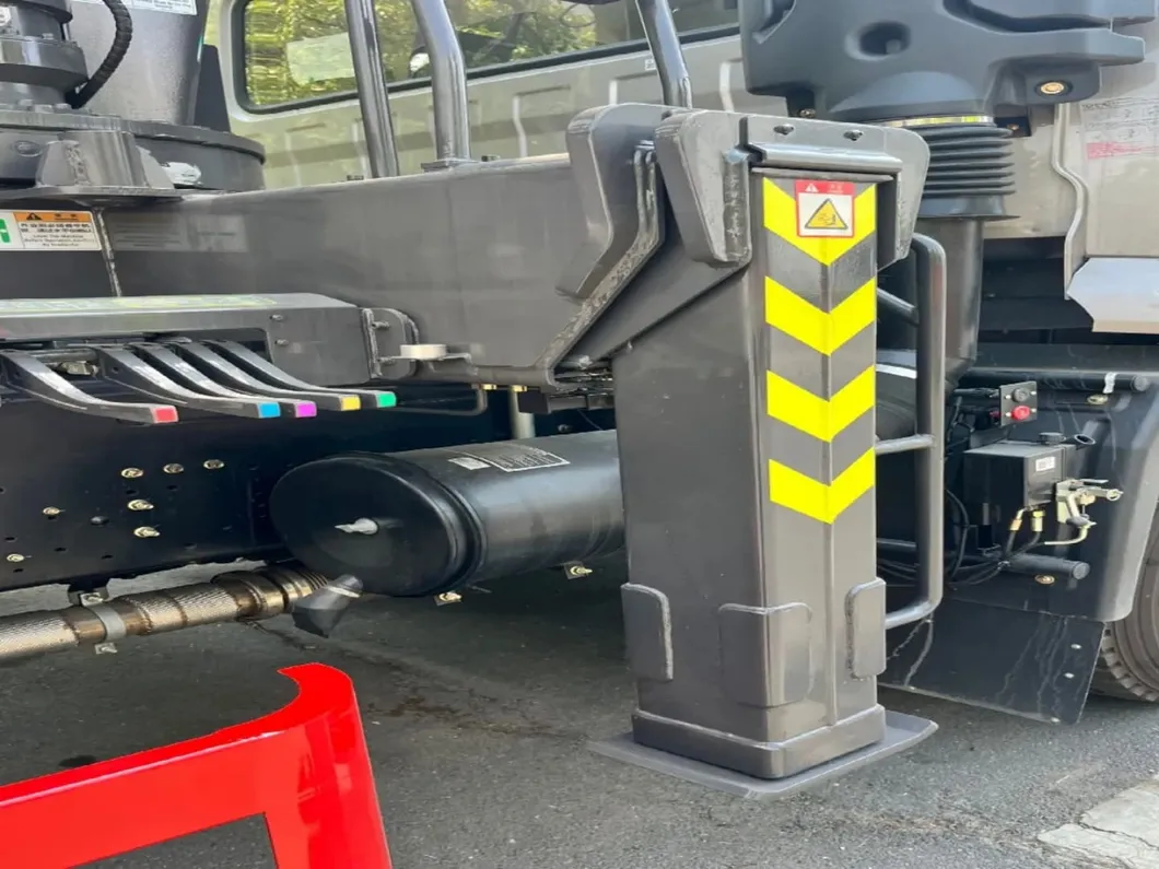 Grúa montada en camión volquete Dongfeng de radio corto 5 toneladas 8 toneladas 10 toneladas