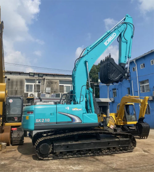 Excavadoras usadas Mini Kobelco 21t Sk210 Excavadora de oruga en venta