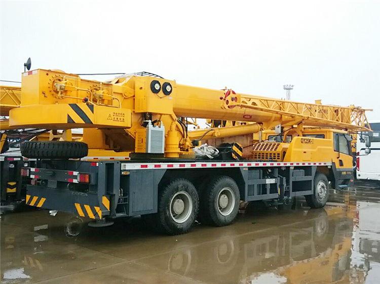 XCMG Oficial de segunda mano 25t 50 Ton 70ton 100 Ton 130ton 220t Construcción elevación de grúa de camión móvil hidráulica usada Precio Para la venta