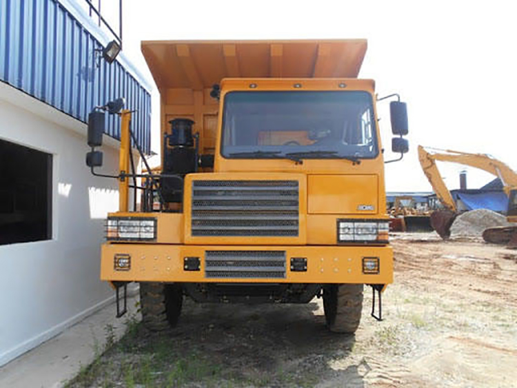XCMG Oficial Usado 90 Toneladas Camión Volquete Xdr100 Volquete con Eje Doble Rígido Precio