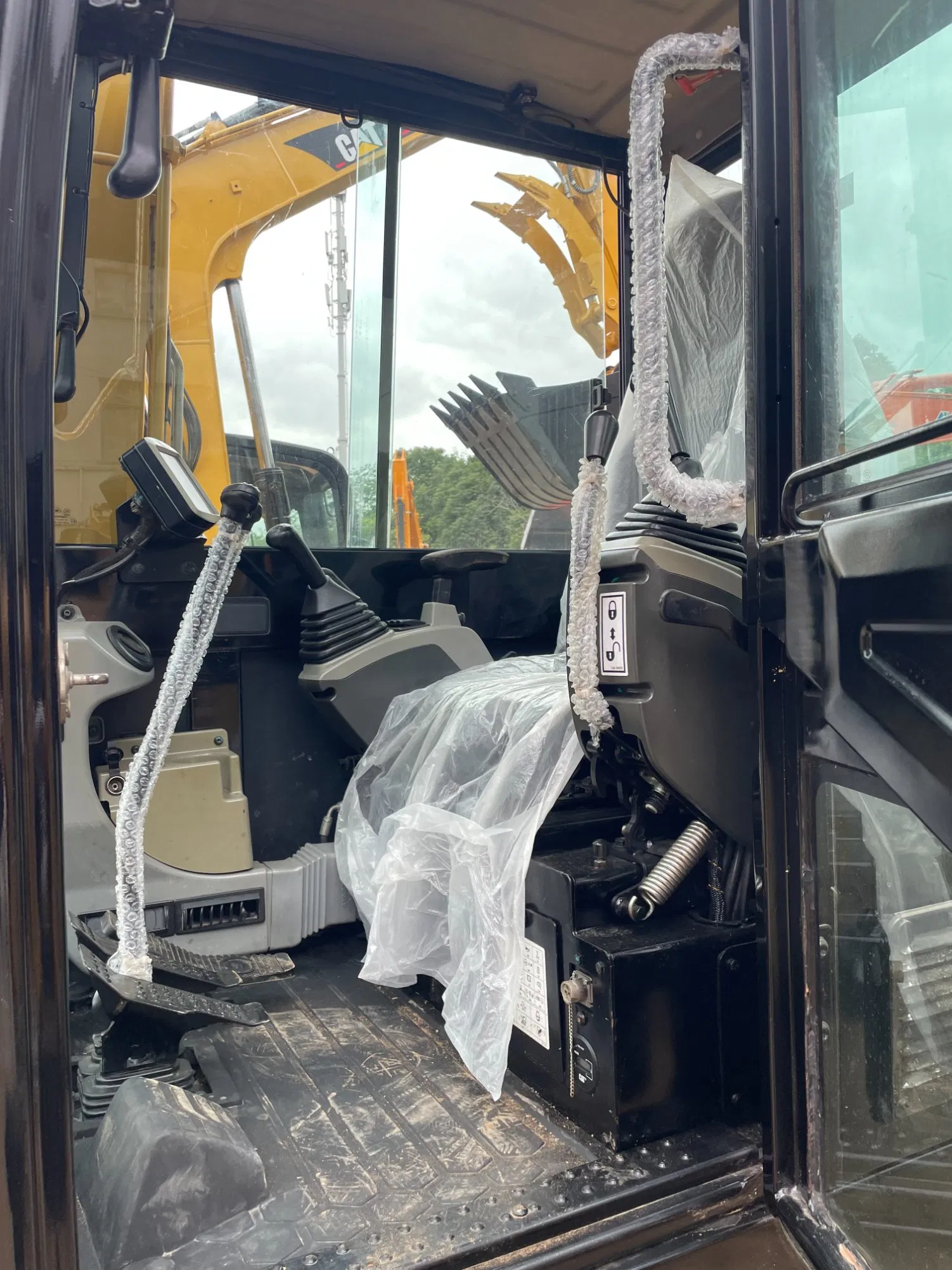 Gato 306e2 Excavadora Mini Usada Bajas Horas de Trabajo 5ton Gato 305.5e 306.5 Máquina Excavadora Usada Gato Excavadora Usada 303.5 en Venta en Buen Estado