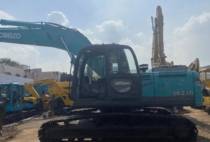 Excavadoras usadas Mini Kobelco 21t Sk210 Excavadora de oruga en venta