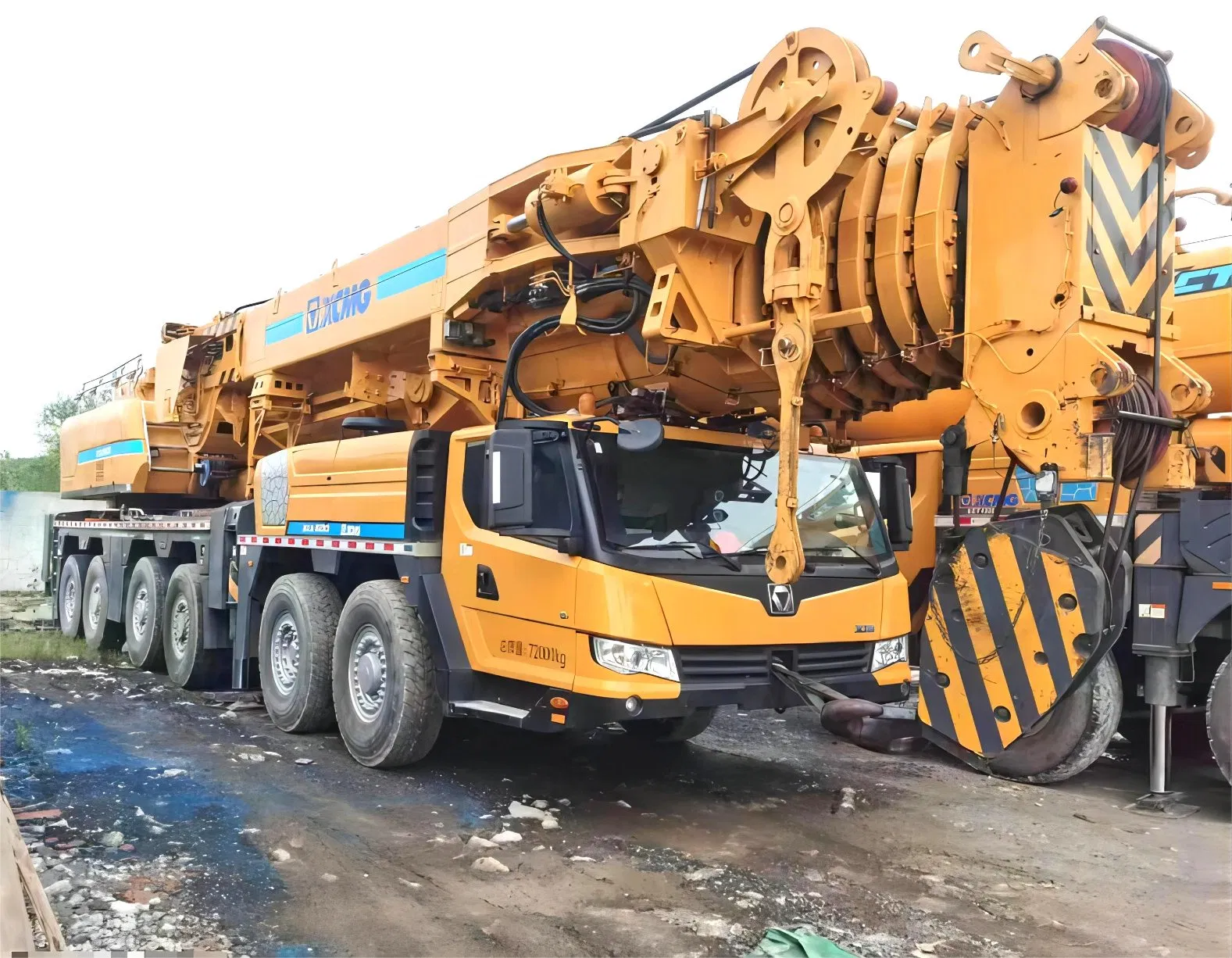 Grúa Todo Terreno Usada Oficial de XCMG 25 Ton 50 Ton 70 Ton 80 Ton 100 Ton 200 Ton 300 Ton Grúa Usada Grúas Móviles Usadas en Buen Estado a la Venta