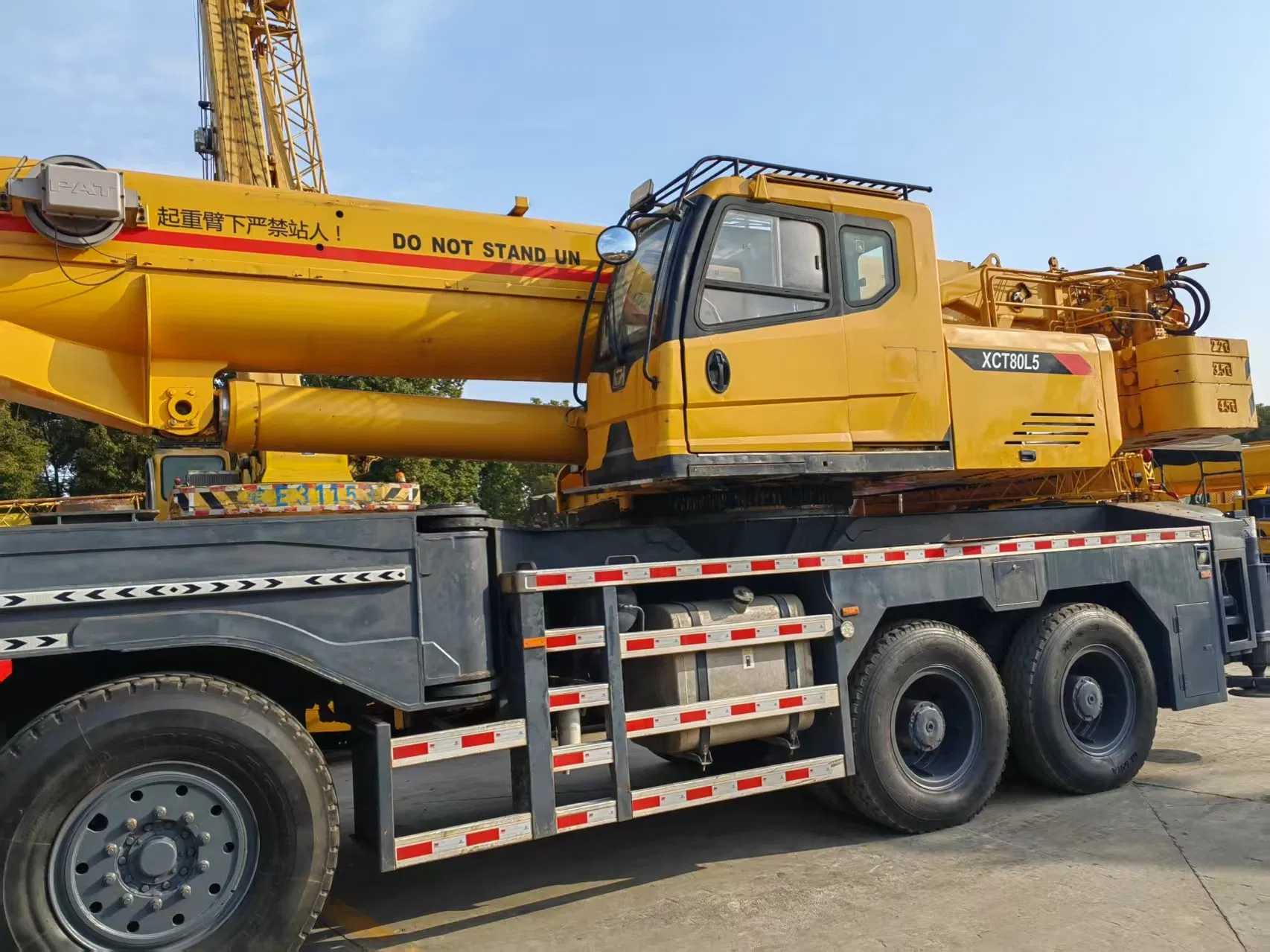Grúa Móvil de Alta Calidad 80ton Grúa de Brazo Xct80L5 5-Section en Venta