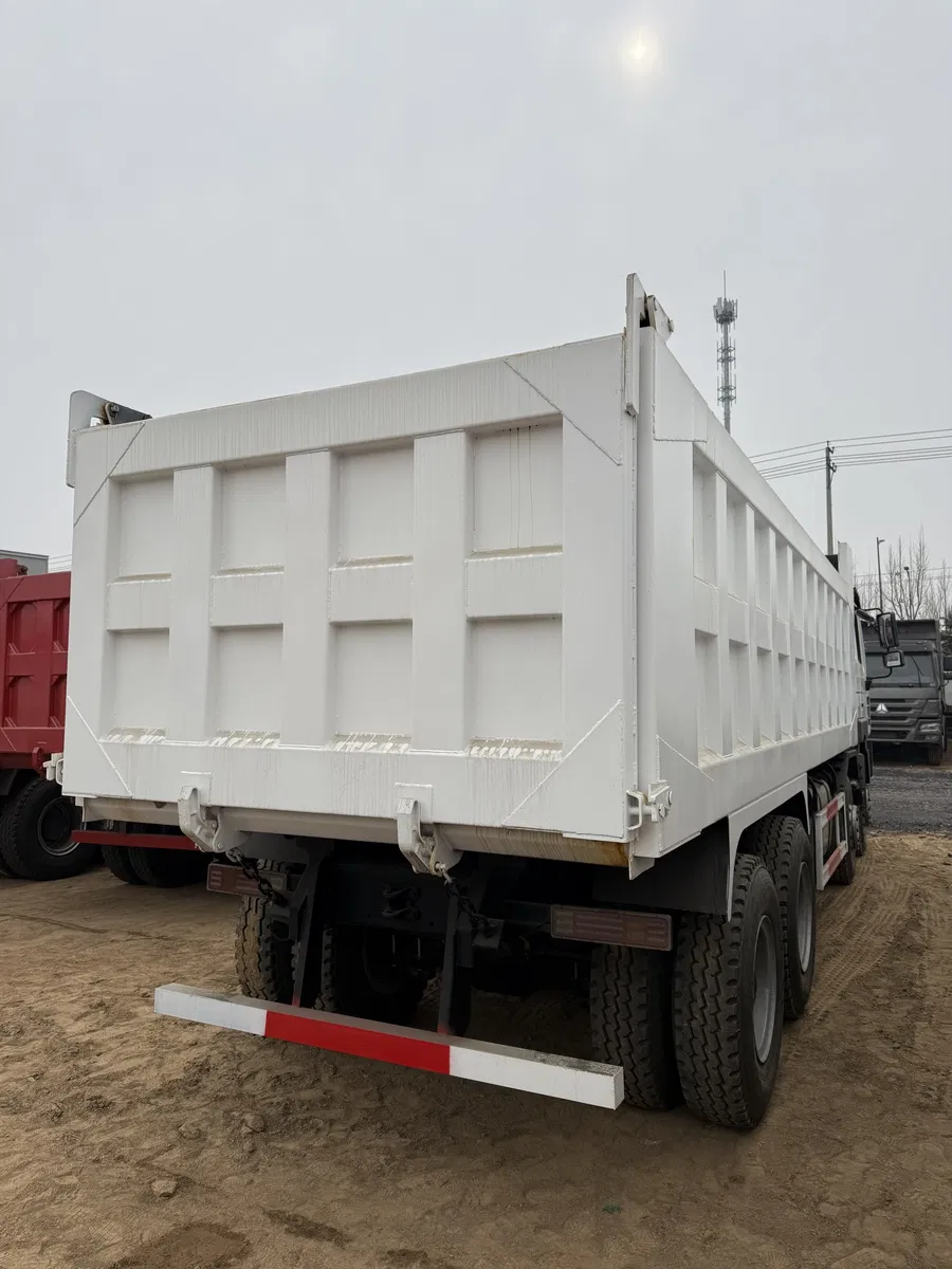 Camión Volquete Rígido de Alta Despeje Robusto 6X4 para Transporte en Sitios Mineros