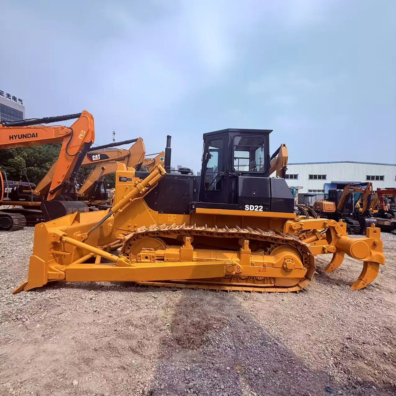 Bulldozer de oruga Shantui usado SD22 Bulldozer de orugas a buen precio China Shantui SD13 SD16 SD22 SD32 Bulldozers usados