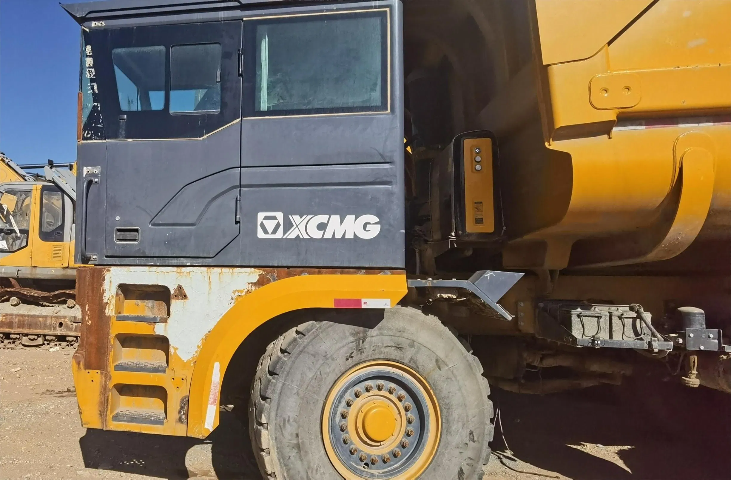 XCMG Oficial Xdm80 6X4 Precio de Camión Volquete Articulado Usado para Minería