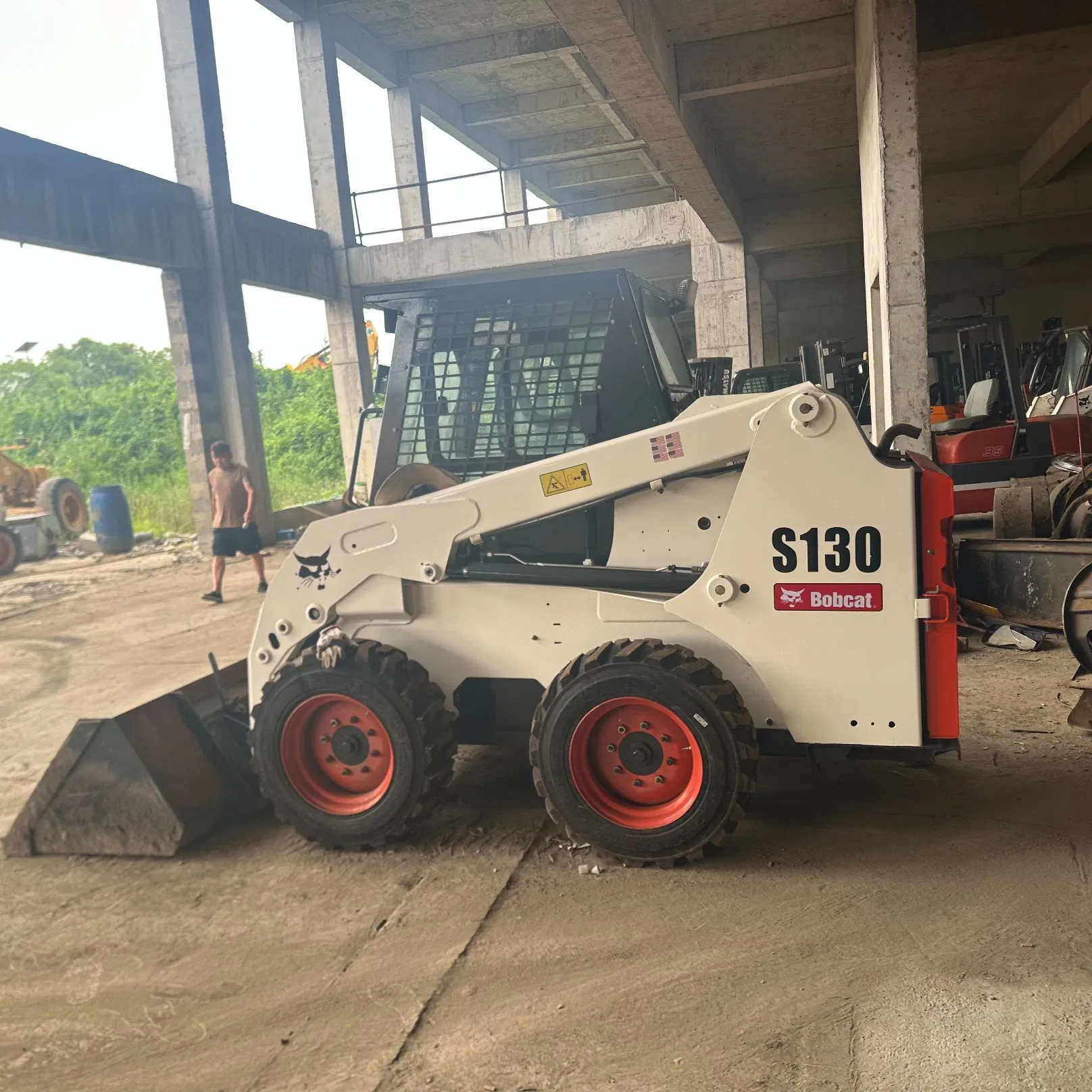Cargadora de Oruga Bobcat de Segunda Mano S130 Cargadora de Oruga Usada Original Bobcat S16 Hecha en EE. UU
