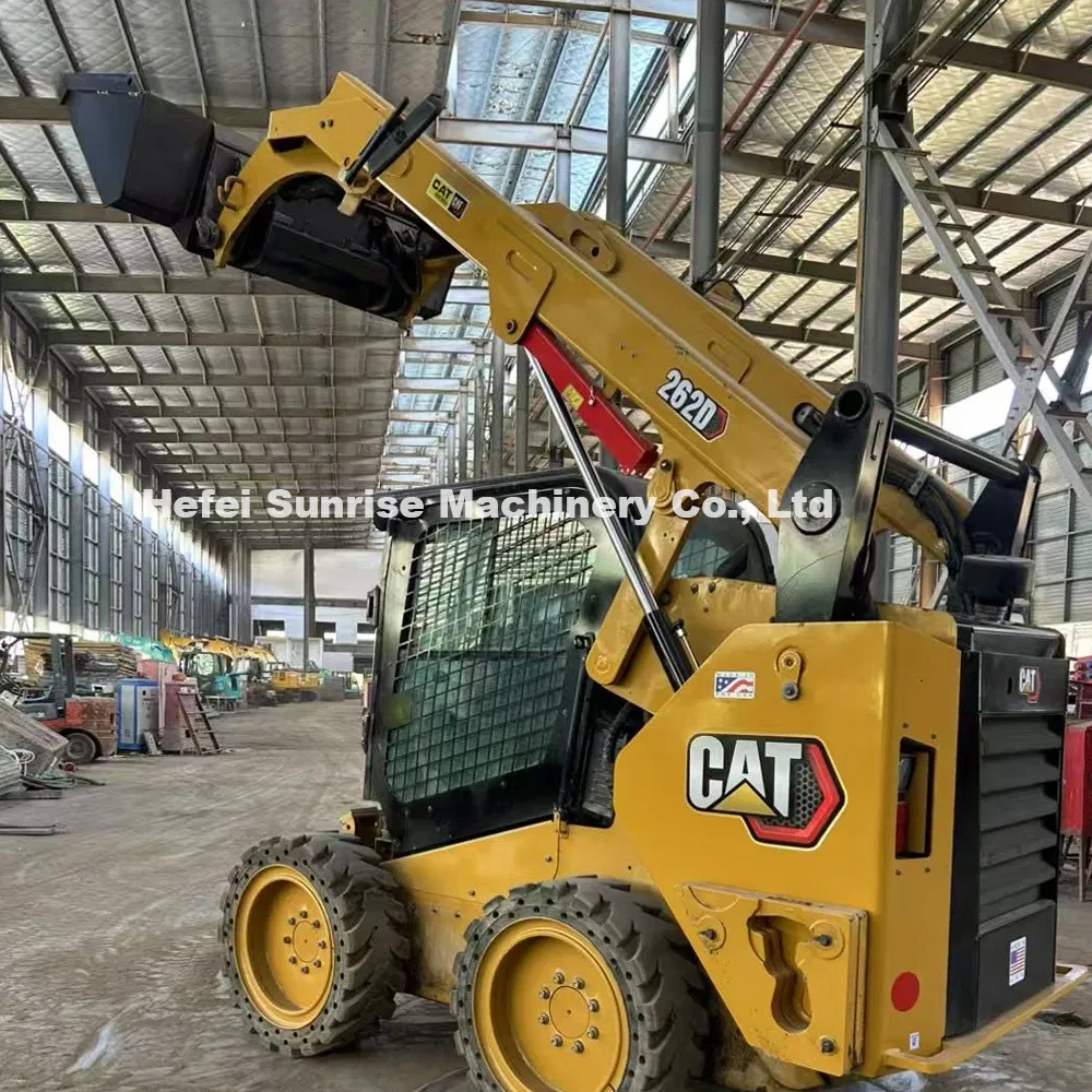 Excavadora Hidráulica de Ruedas Mini Caterpillar Usada 262D 226b 246c Cargadora de Orugas de Segunda Mano con Barrendero