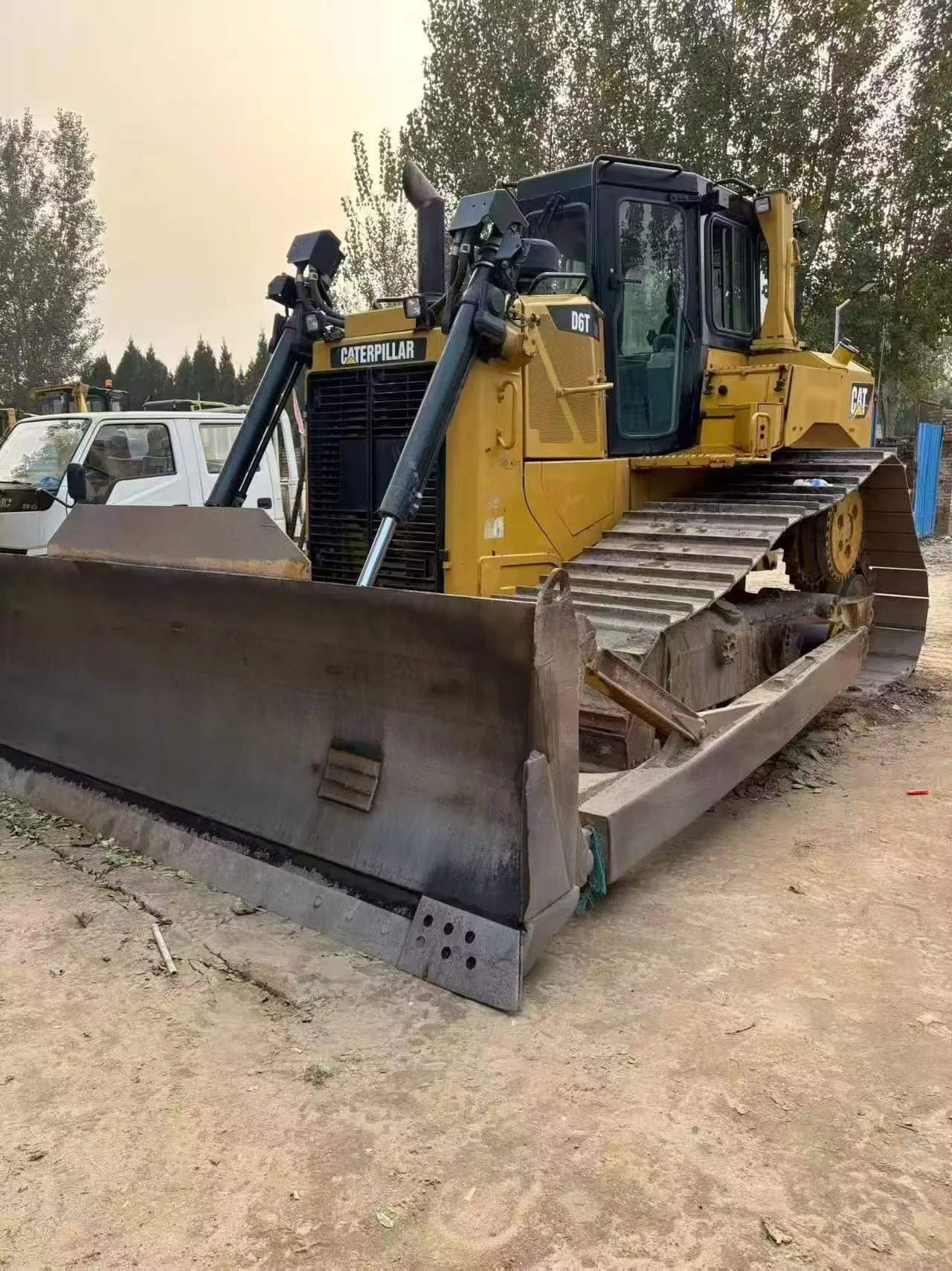 Bulldozer de Origen Japonés D6g2 Bulldozer Usado Bulldozers D6g D7g con Motor de Alta Calidad