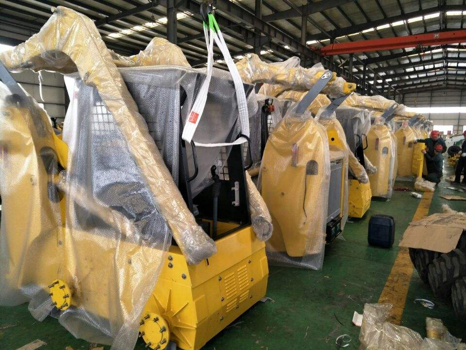 TUV CE Usado 75HP 85HP 500kg 1200kg 700kg Pequeña Cargadora de Orugas de Gasolina Skid Steer Jardín Alta Eficiencia Precio de Fábrica China