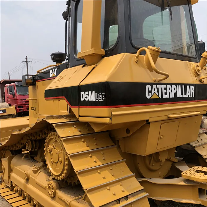 Bulldozer Original Usado D5m de Oruga Completa - Bulldozer para Humedales, Productos Especiales para Pantanos Peso de Trabajo 11 Toneladas Bulldozer de Segunda Mano