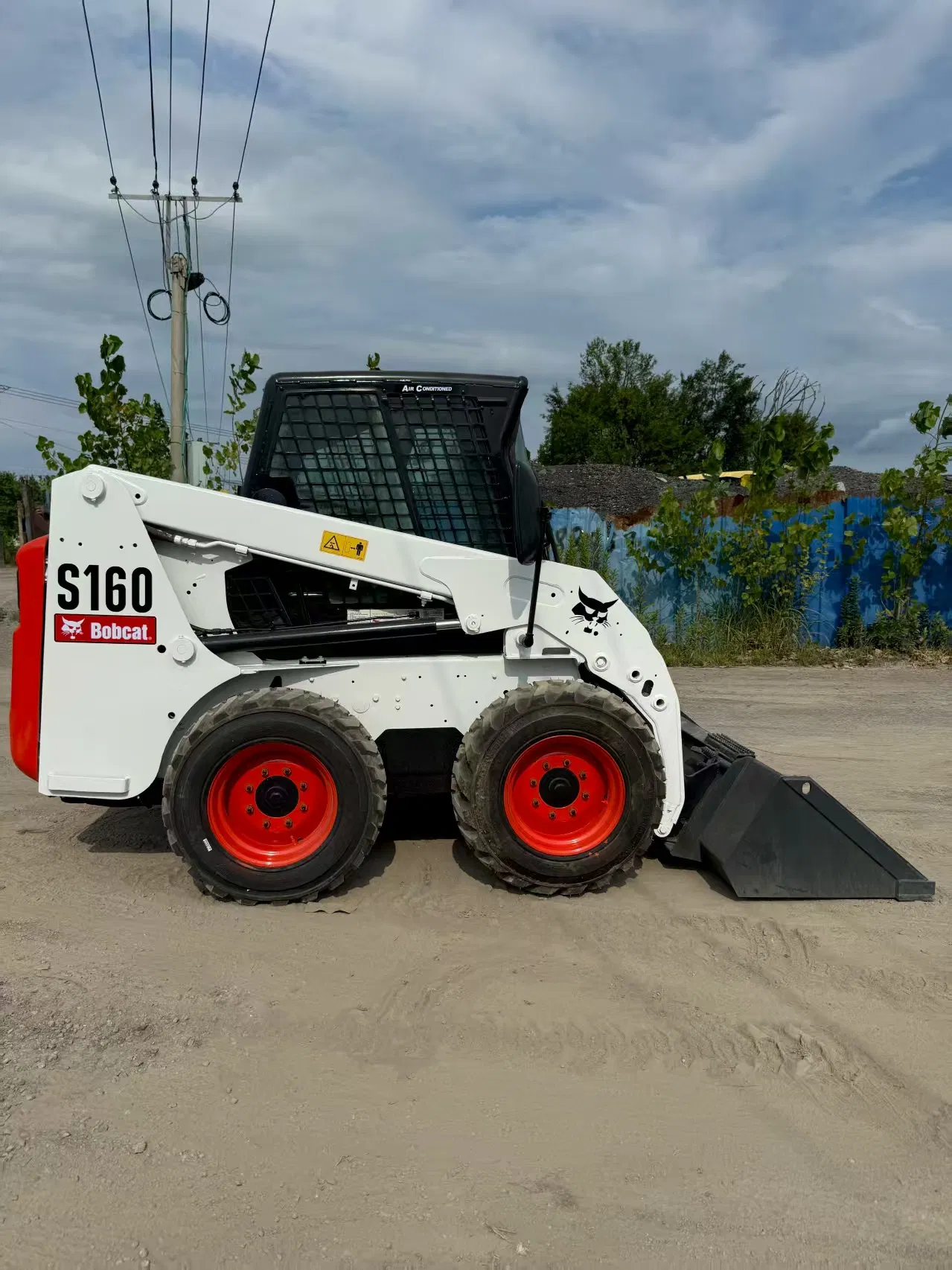 Bobcat usado S160 S220 S270 S300 cargadora de orugas original pequeña a bajo precio en venta