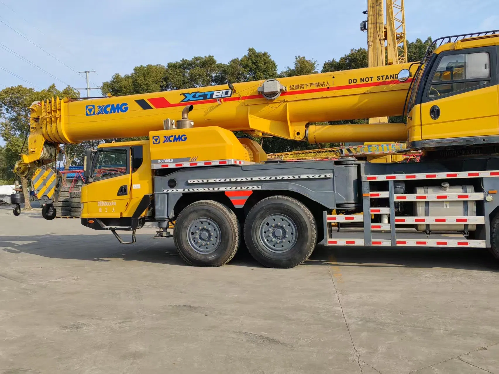 Grúa Móvil de Alta Calidad 80ton Grúa de Brazo Xct80L5 5-Section en Venta