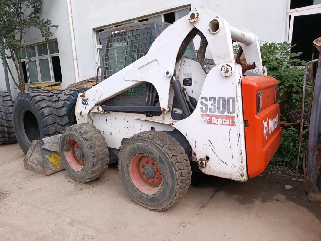 Bobcat usado S185 S130 S160 S220 S300 S450 S550 S750 cargador de orugas original pequeño a bajo precio en venta
