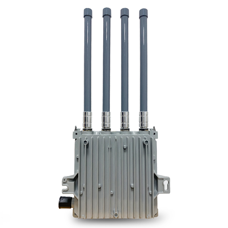Outdoor 4G/5G CPE