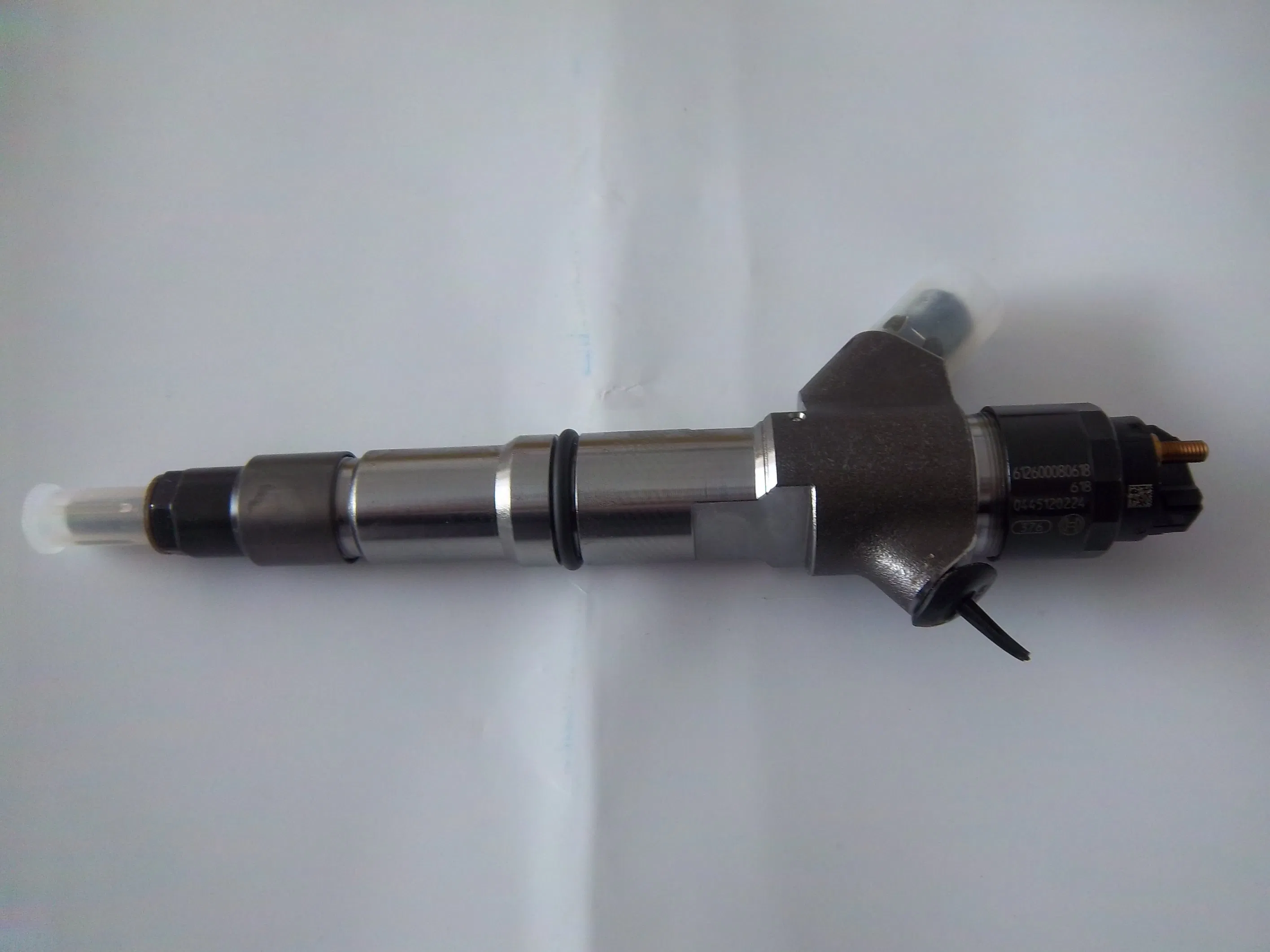 Common Rail Fuel Nozzle 0445120077 Ea189 Series Engine Auto Parts