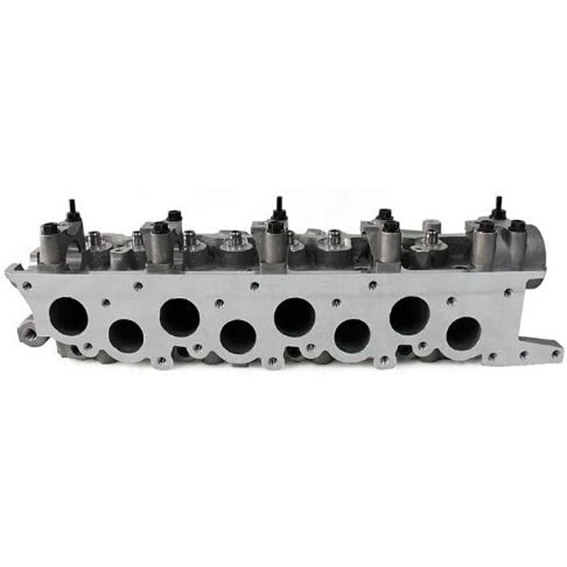 Auto Parts MD109736 MD139564 MD185922 MD185926 Car Engine Cylinder Head for Mitsubishi for Ford 4D56 D4ba 4D56t D4bh