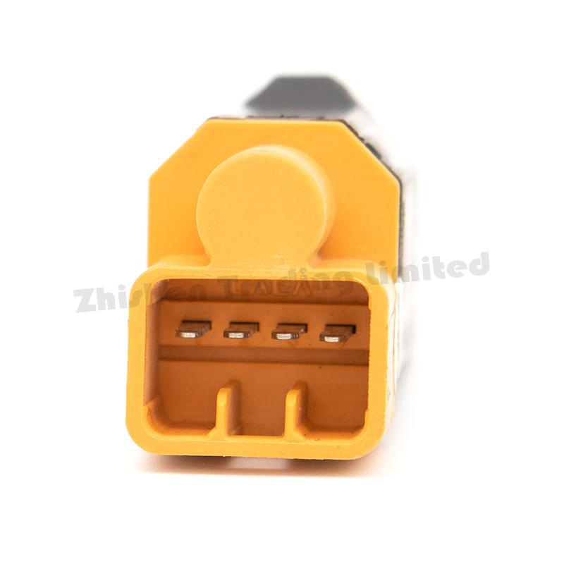 Baic Auto Spare Part Auto Accessory Car Spare Part Vehicle Part Automobile Part Auto Body Part for X55 Zhixing X5 Shallow Clutch Switch Clutch Sensor