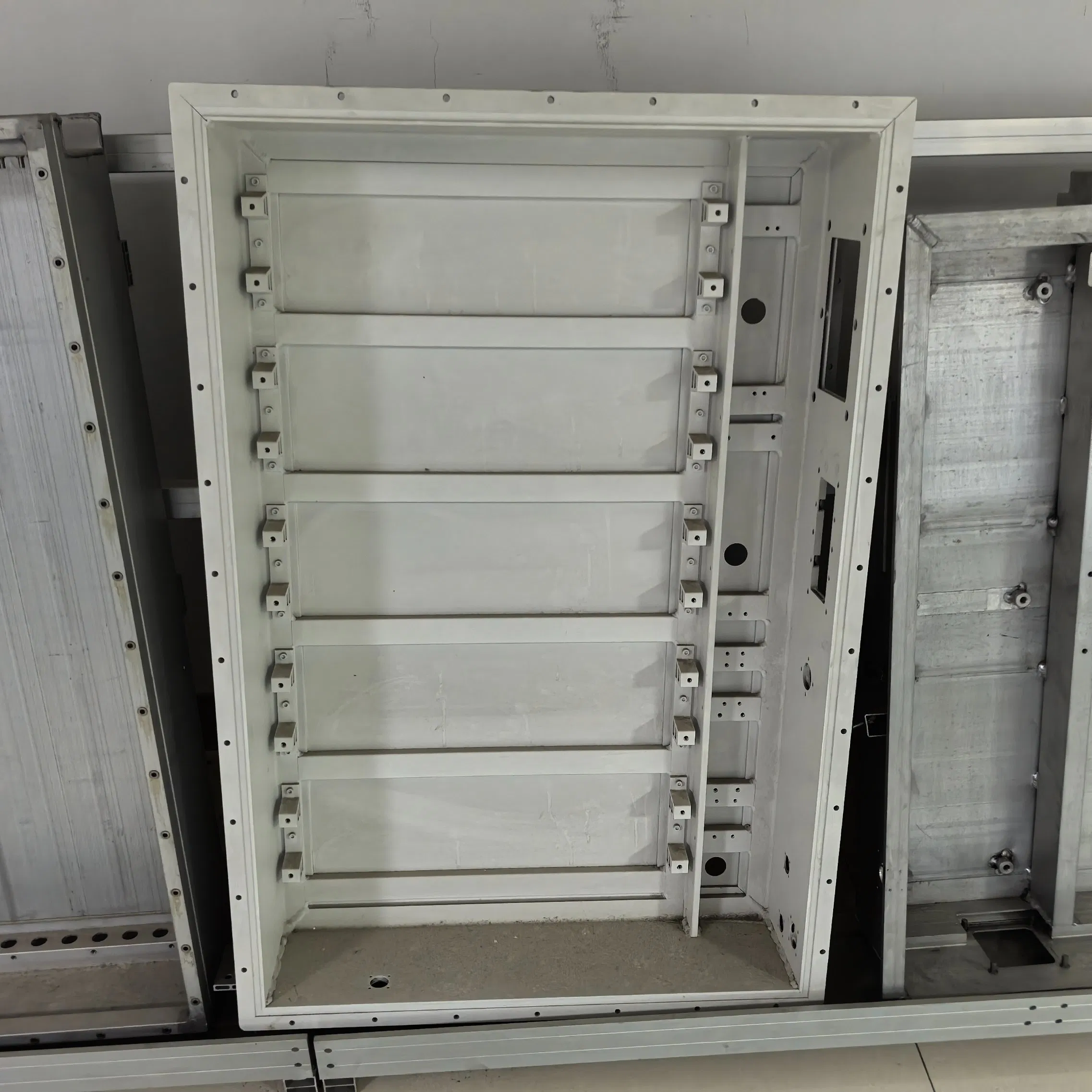 Customizable Aluminum Extruded New Energy Vehicle Battery Tray Auto Parts Car Accessories