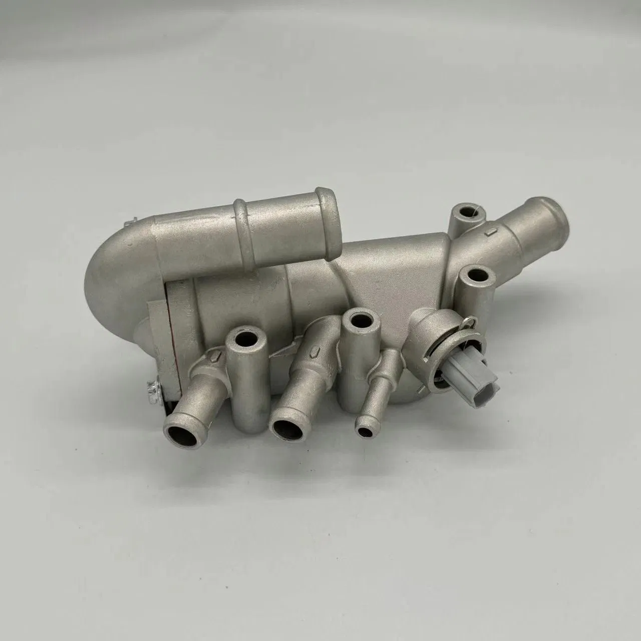 Engine Car Part Thermostat Housing Sensor for Ford 902-999 M2s6g-8A586-D1c M2s6g8a586D1c