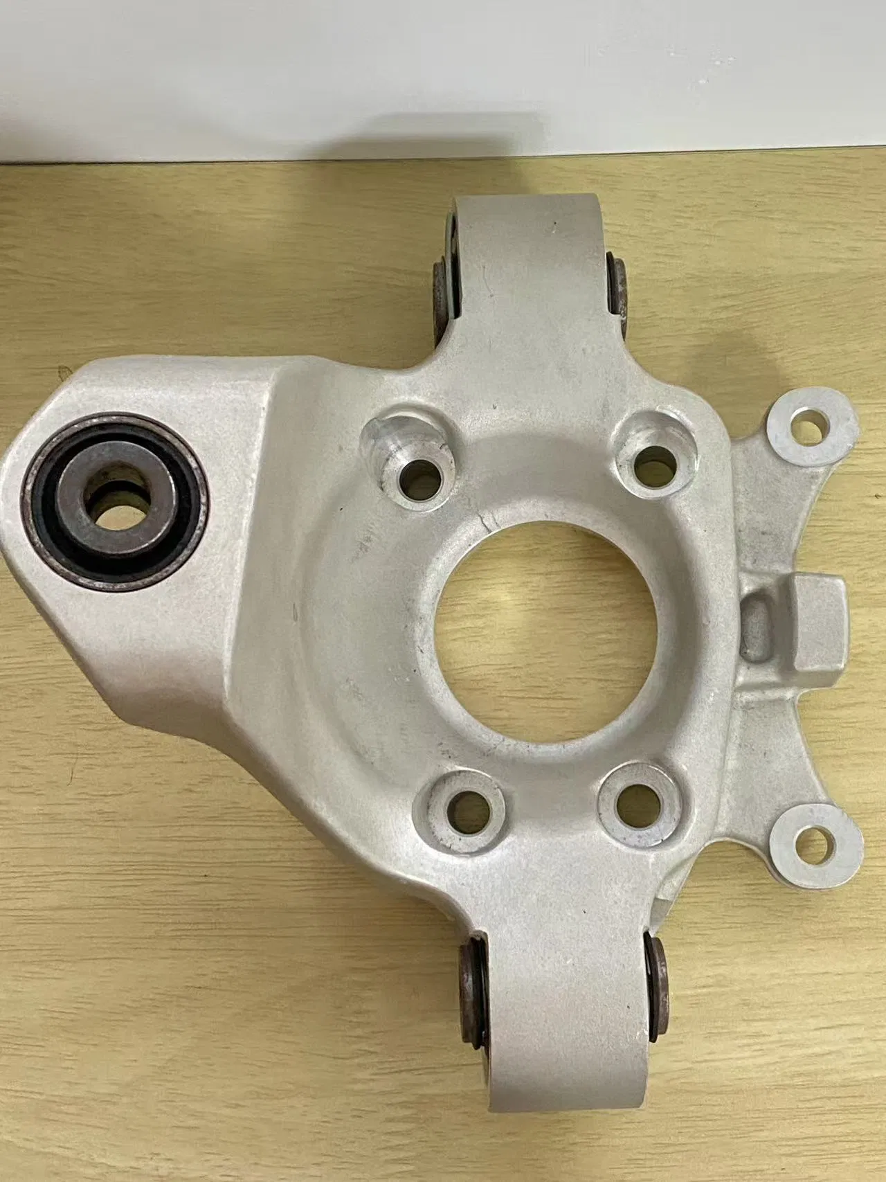 Custom Car Conversion Kit Auto Parts Steering Knuckle for Car/Truck Automotive Auto Suspension Knuckle