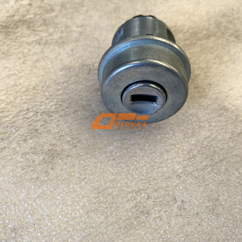 Sinotruk Sitrak Cabin Parts 812W97100-6193 Car Door Lock (Narrow body) Ignition Lock Filter Oil Tank Cover