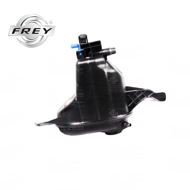 OEM 17137601950 Car Expansion Tanks for BMW F10 F18 F01 F02 F03 Frey Car Parts Auto Cooling System