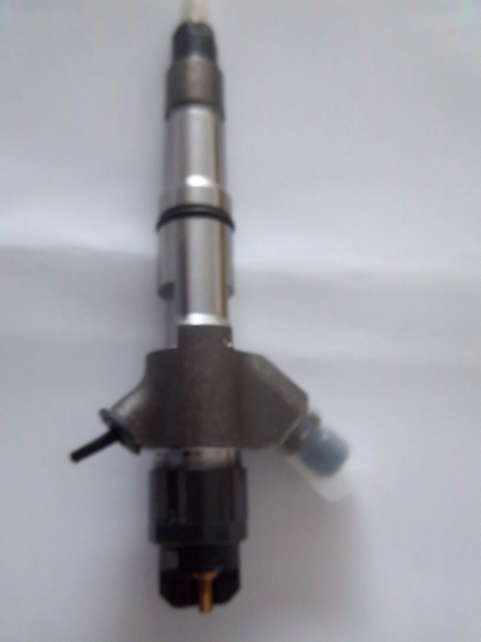 Common Rail Fuel Nozzle 0445120077 Ea189 Series Engine Auto Parts