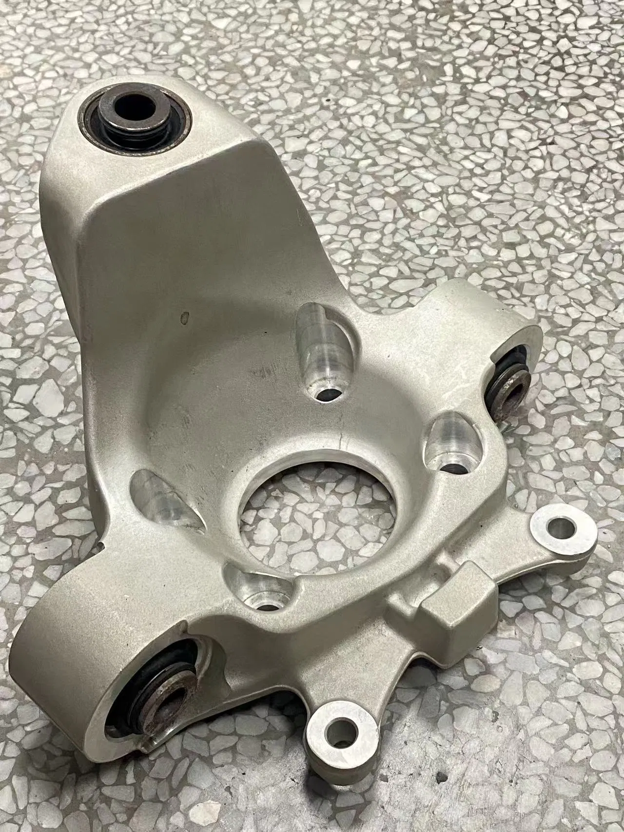 Custom Car Conversion Kit Auto Parts Steering Knuckle for Car/Truck Automotive Auto Suspension Knuckle