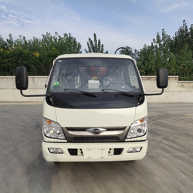 4X2 4X4 شاحنة كهربائية لجمع النفايات لشاحنات القمامة الحضرية