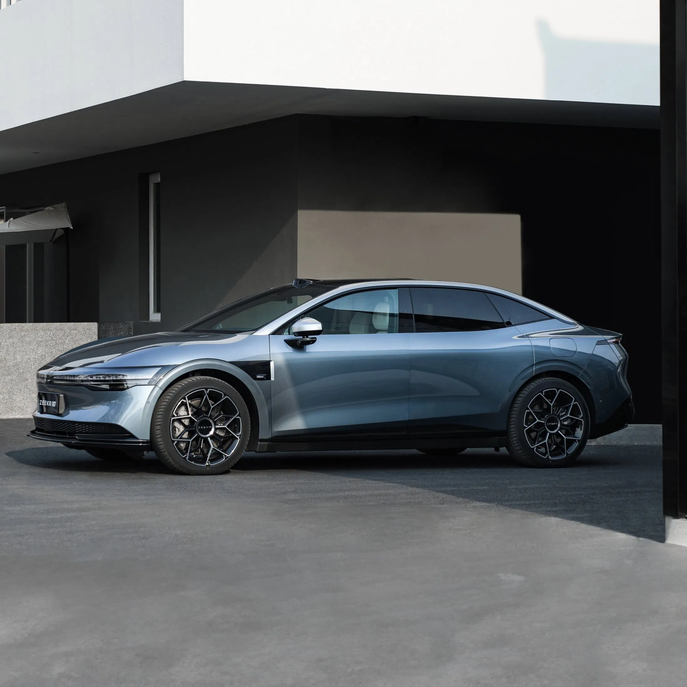 سینو زيكار 007 مركبات الطاقة الجديدة الصين تجار الجملة 4-Door 5-Seater سيارة سيدان هجينة بطارية فوسفات الحديد الليithيوم سيارة ذاتية القيادة مركبات