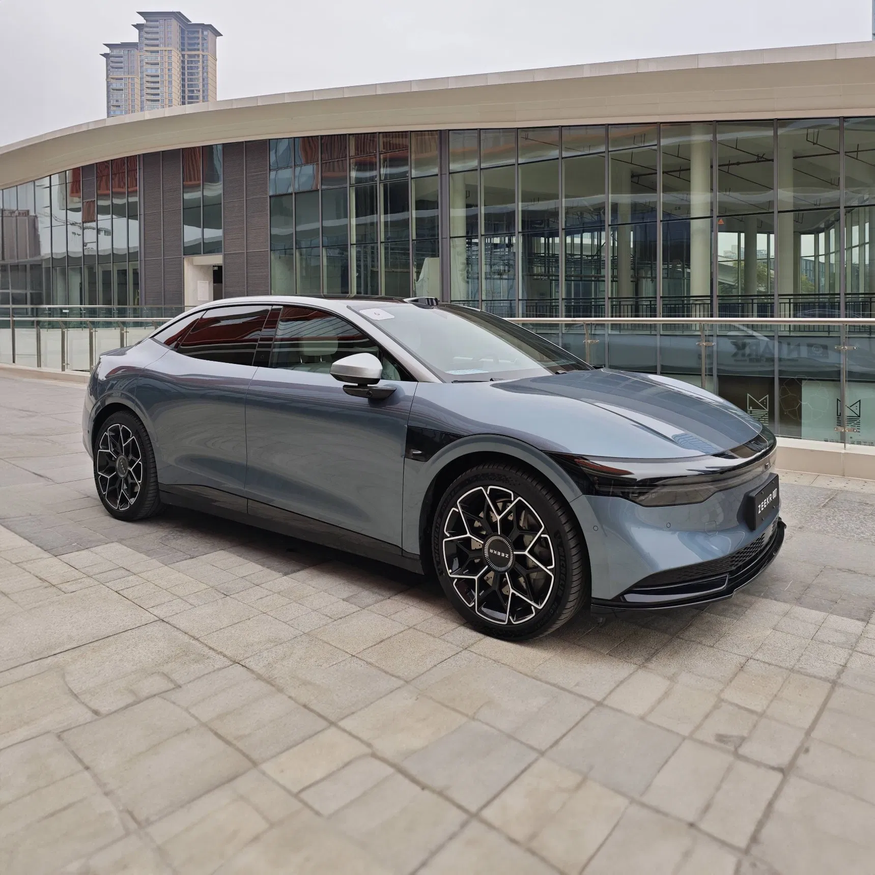 سینو زيكار 007 مركبات الطاقة الجديدة الصين تجار الجملة 4-Door 5-Seater سيارة سيدان هجينة بطارية فوسفات الحديد الليithيوم سيارة ذاتية القيادة مركبات