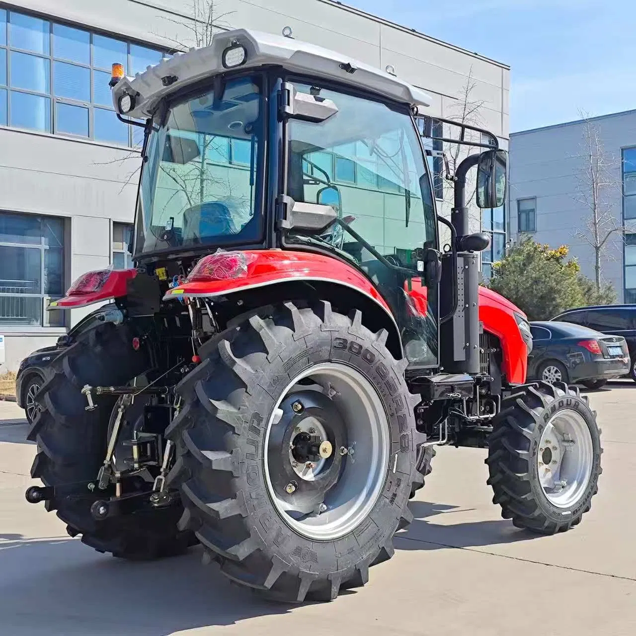 معدات الزراعة E-MARK 50HP الزراعة 4-Wheel الجرار