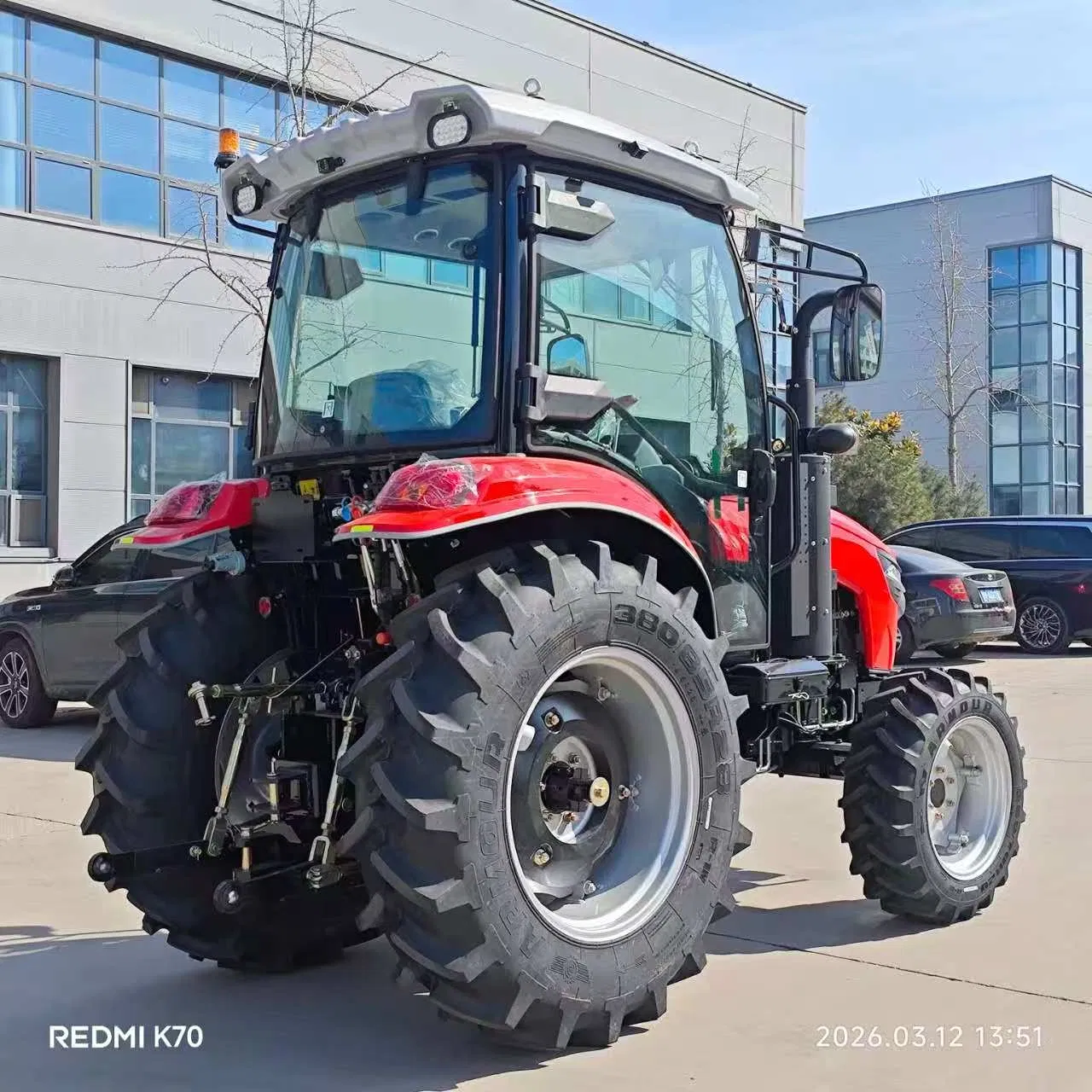 معدات الزراعة E-MARK 50HP الزراعة 4-Wheel الجرار